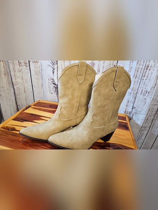 Coconuts by Matisse Shoes - Coconuts by Matisse Benji Western Boots Natural Beige Cowboy Booties NIB Size 9